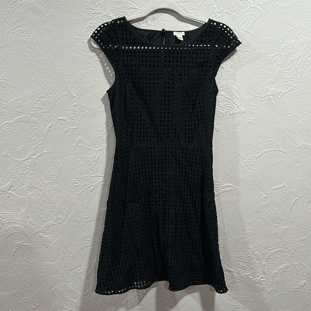 J Crew black eyelet lined cap sleeve dress size 2